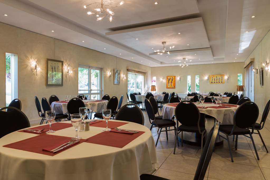 Hotel Confort Le Moulin Rouge Террассон Ресторан фото